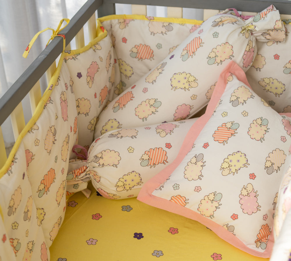 Baa Baa Black Sheep Cotbumper